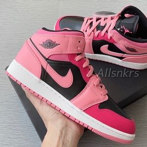 Nike Air Jordan 1 Mid 💞Coral Chalk💖